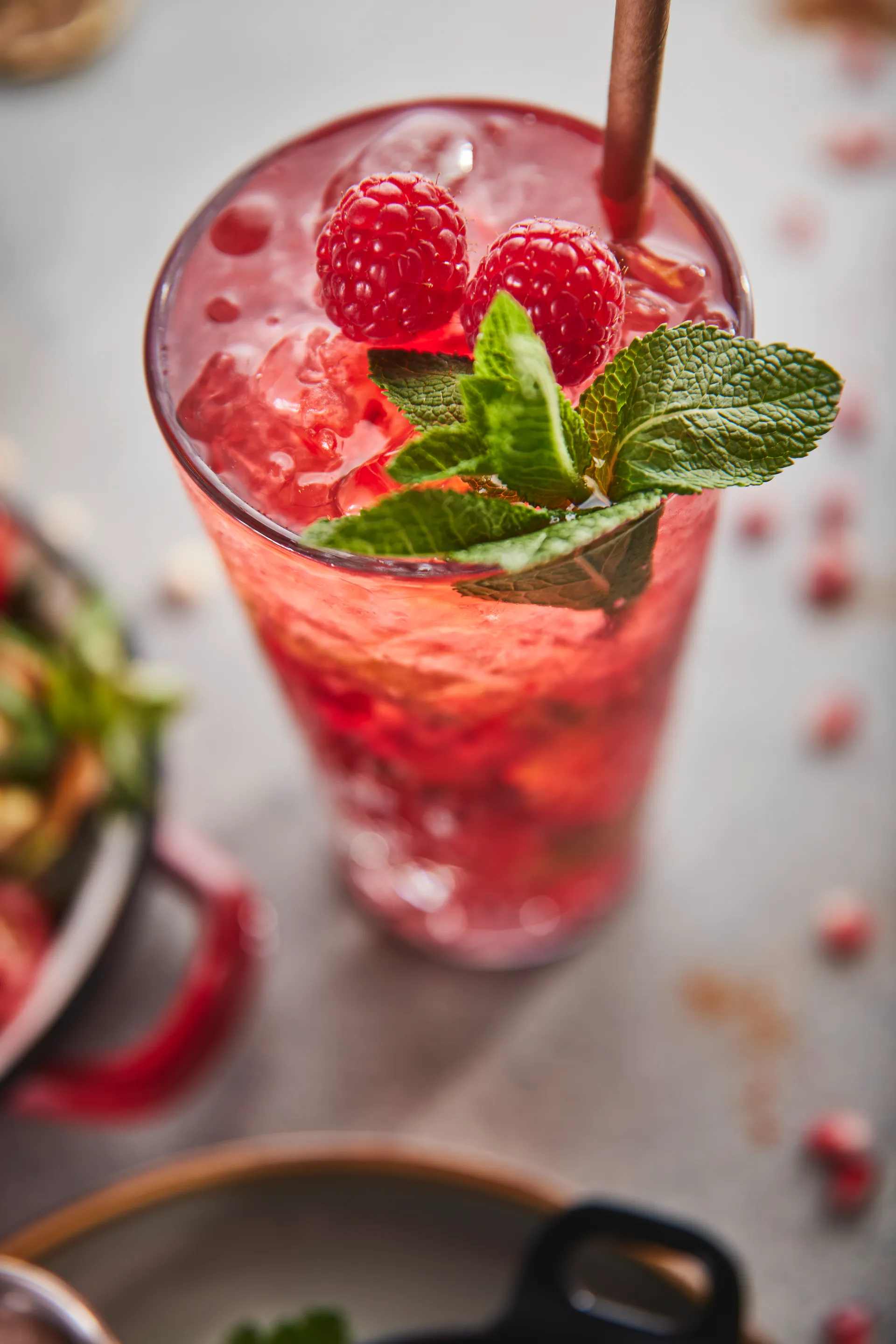 Hausgemachter Himbeer-Eistee